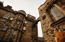 Edinburgh Castle guided tour with early VIP access