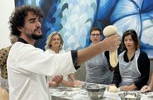 Naples pizza making lesson in traditional restaurant