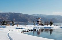 Lake Toya and Noboribetsu Jigokudani Valley Winter Tour from Hokkaido