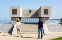 D-Day Beach and Mont Saint-Michel Guided Day Tour from Paris