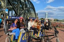 Rickshaw Tour of Cologne's Old Town with Champagne