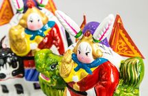 Traditional Chinese Lord Rabbit Painting Class in Beijing