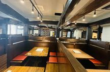 Wagyu and crab all-you-can-eat experience at Nikoniko Nabe in Osaka