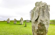 Stonehenge and The Stone Circles of Avebury Tour from London