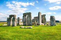 Stonehenge and Windsor Castle Tour from London Including Entrance
