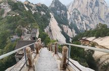 Private day tour to Mount Hua with cable car