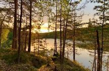 Stockholm: Sunset Hike in Tyresta National Park with Meal