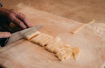 Homemade pasta and Italian dishes cooking class in Verona