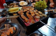 Food tasting with a local family in Ho Chi Minh City