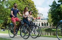 Private bike tour with a local guide in Amsterdam