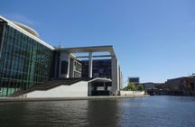 East Side Boat Cruise with Commentary on the Spree