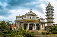 Hue city sightseeing and food tour by motorbike