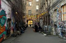 Berlin food tour with full meal and beers