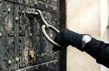Interactive spy-themed city game with host-guide in Sopot town centre