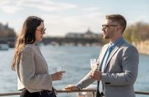 Sightseeing cruise with champagne from Notre-Dame de Paris