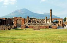 Full-day shared tour of Capri Island and Pompeii ruins from Naples