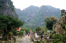 Full-day Hoa Lu and Tam Coc guided tour from Hanoi with lunch