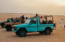 Dubai morning safari by vintage G Class at Al Marmoom Oasis
