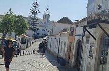 Guided tuk tuk experience of Albufeira Old Town