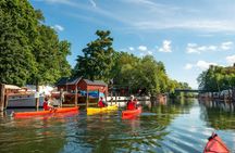 2-hour guided kayak tour through Stockholm's key landmarks