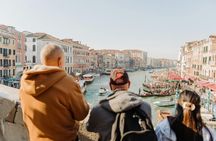 St. Mark's Basilica and Doge's Palace Guided Tour with Gondola Ride