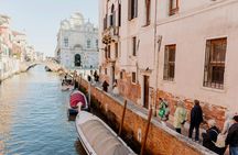 St. Mark's Basilica and Doge's Palace Guided Tour with Gondola Ride