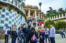 Park Güell and Sagrada Familia guided tour with tower access