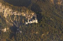 Scenic Flight Neuschwanstein, Zugspitze, the Alps, Lakes, Castles, Munich