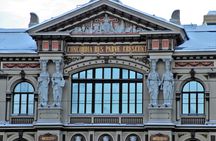 Helsinki 1-hour walking tour with a local