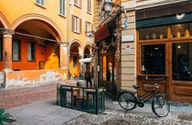 Guided gastronomic and cultural tour through Bologna