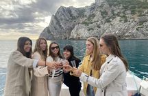 Sesimbra and Cape Espichel caves guided boat tour