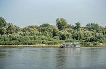 Public panoramic cruise of Warsaw on the Vistula River