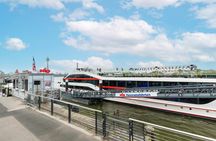 Panorama river boat cruise in Düsseldorf