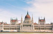 Guided tour to Budapest's photogenic places with a local