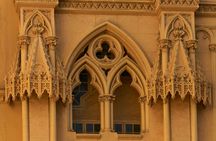 Guided tour to Malaga's photogenic places with a local