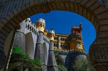 Full-day shared tour to Fátima, Nazaré, and Sintra from Lisbon