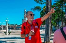 Full-day shared tour to Fátima, Nazaré, and Sintra from Lisbon