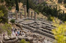 Delphi full-day tour with museum and Arachova Village visit