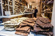 Zurich chocolate hunting tour with a local