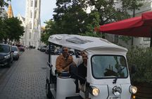 Budapest guided tour by electric tuk tuk