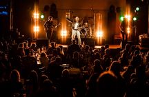 Live music and dining at Hard Rock Cafe Dubai with transfer