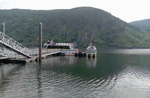 Ribeira Sacra and Ourense guided day trip with river cruise