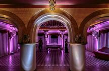 New Year's Eve dinner show at a renowned Venice Cabaret