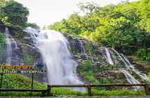 Private day trip with professional driver in Doi Inthanon