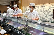 Toyosu tuna auction, seafood breakfast, and tsukiji stroll in Tokyo