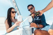 Catamaran cruise with brunch and unlimited drinks