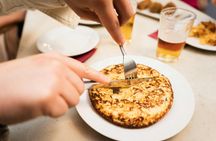 Santiago food tour with tapas and drinks at 4 local stops