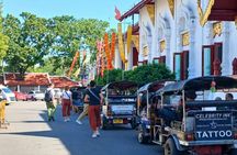 Tuk-tuk rental with driver for a 4-hour Chiang Mai temple experience
