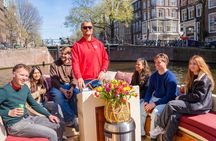 Cozy and fun canal boat tour of Amsterdam