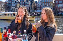 Cozy and fun canal boat tour of Amsterdam